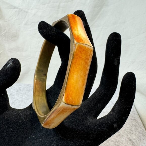 Hexagon-Shaped Vintage Brass Bone Bangle Bracelet 70's BoHo statement piece - Picture 1 of 10